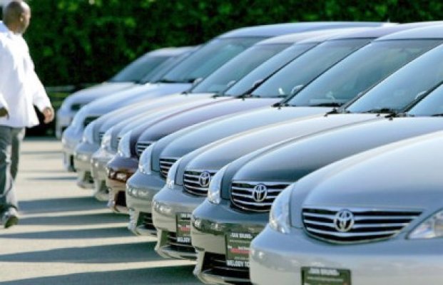 247.000 de automobile, rechemate în service: probleme la airbag-uri